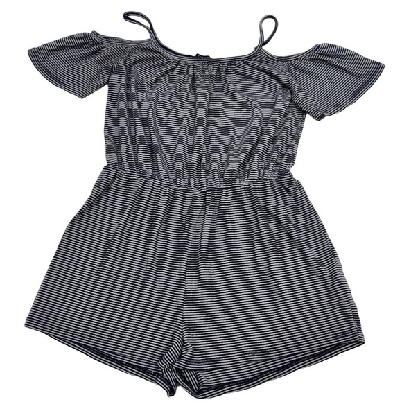 ONE CLOTHING - navy & white striped short sleeve open shoulder romper size small - Picture 1 of 2